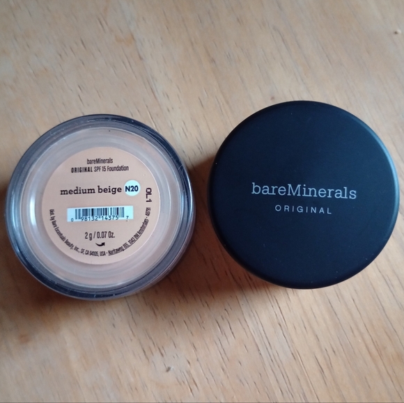 Bare Minerals Original SPF 15 Foundation. Medium Beige .07oz - Picture 1 of 1